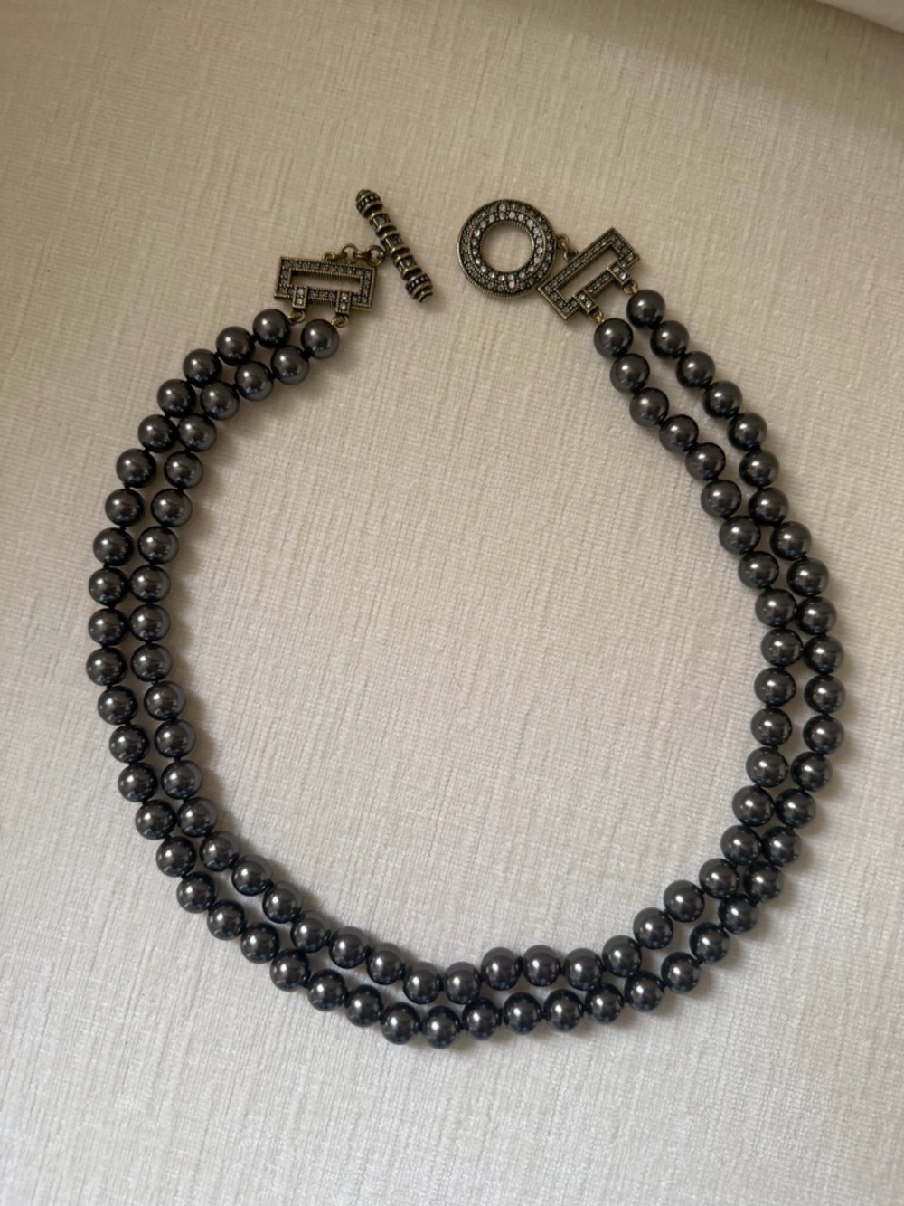 Like New Heidi Daus Double-Strand Pearl Toggle Necklace W/ Swarovski Crystals - Picture 2 of 5